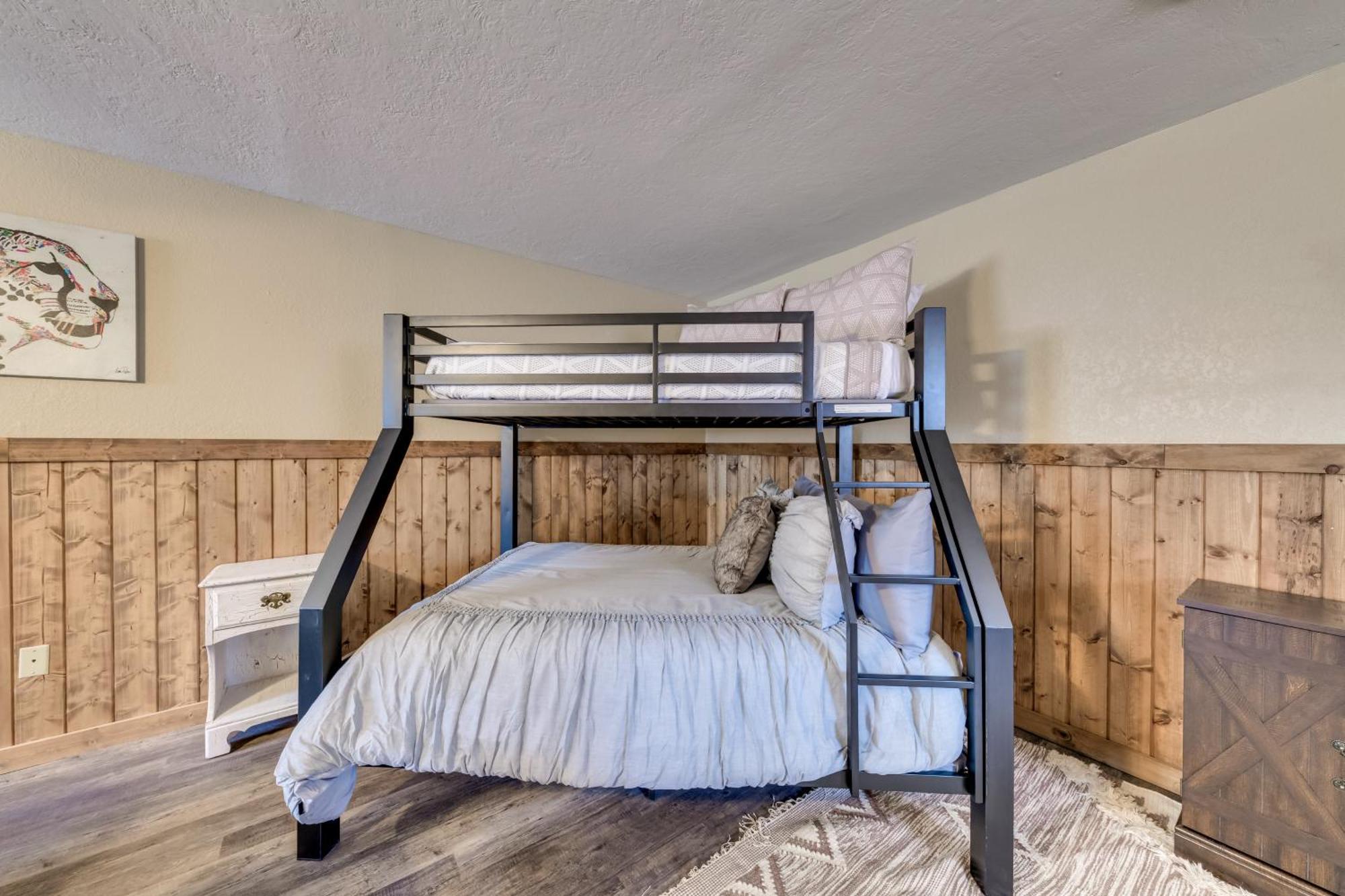 Ruidoso Home With Patio, Walk To Restaurants! Екстериор снимка